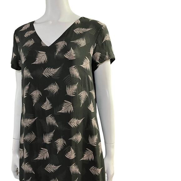 Laura Ashley Vintage Silk Dress Green Leaf Print Short Sleeve Size 12 - Picture 4 of 10